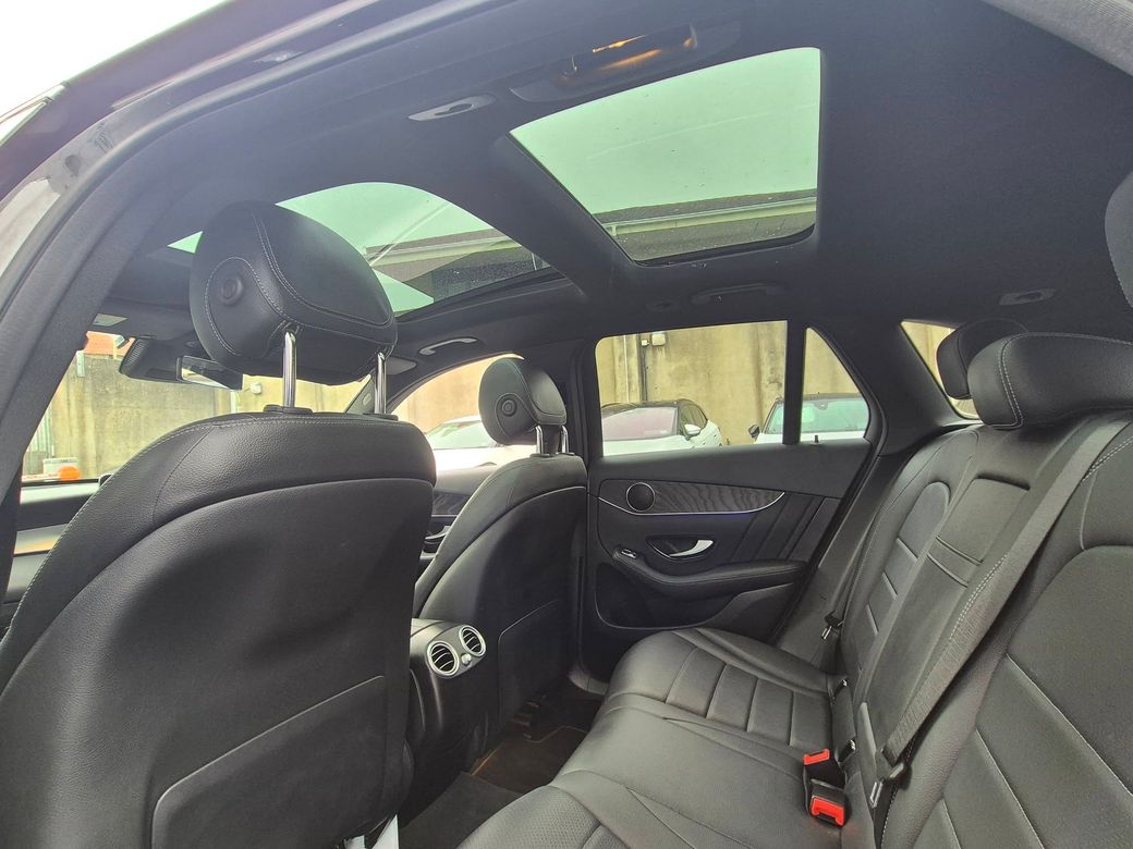 2023 Mercedes-Benz GLC Class