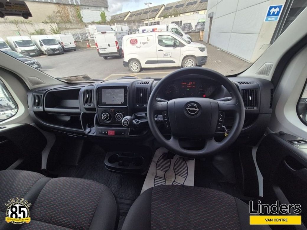 2023 Opel Movano
