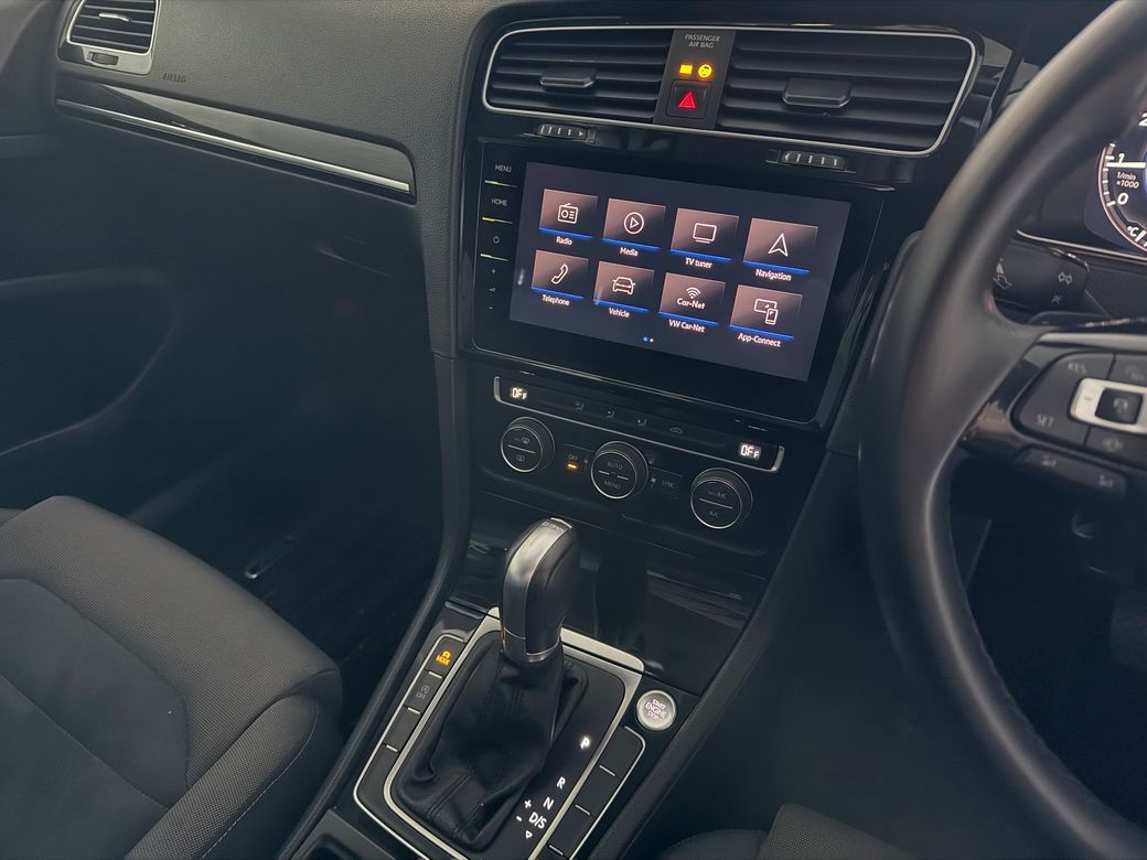 2018 Volkswagen Golf