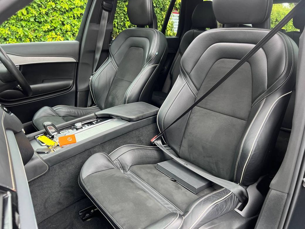 2021 Volvo XC90