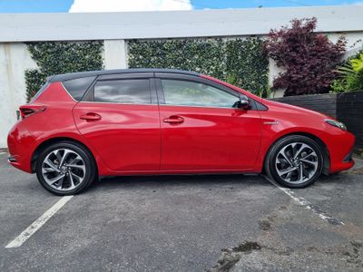 2016 Toyota Auris