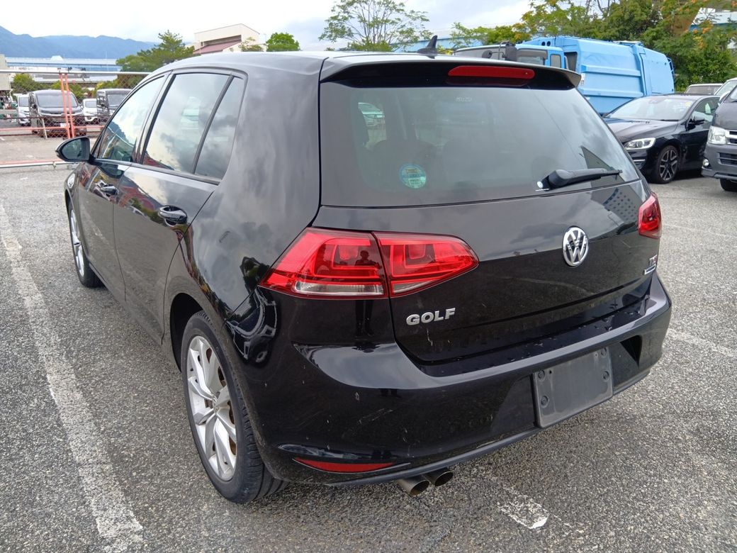 2017 Volkswagen Golf