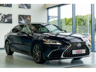 2023 Lexus ES 300h