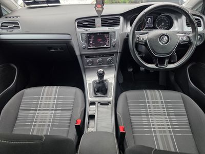 2016 Volkswagen Golf