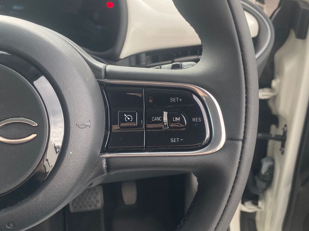2025 Fiat 500e