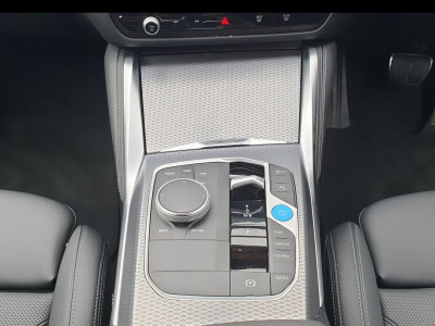 2025 BMW i4