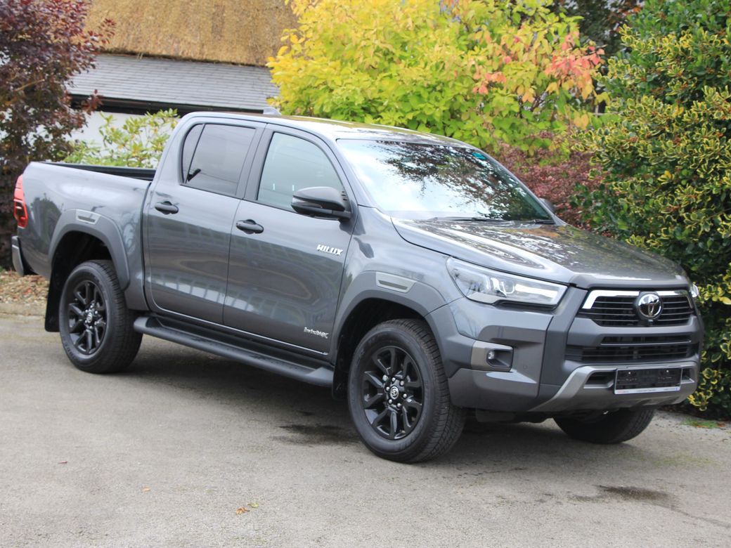 2025 Toyota Hilux