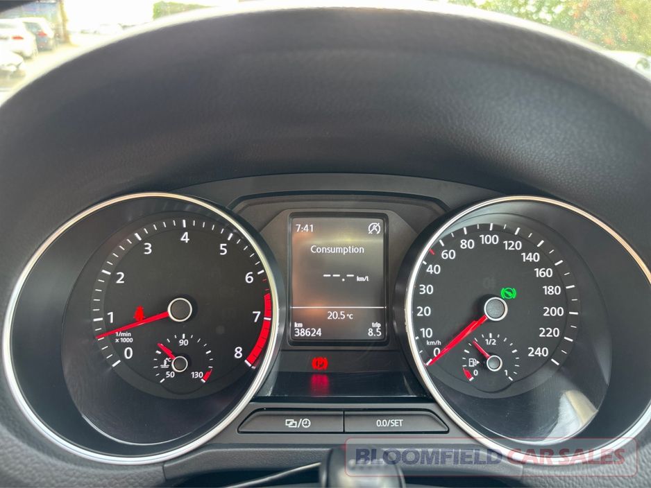 2015 Volkswagen Polo