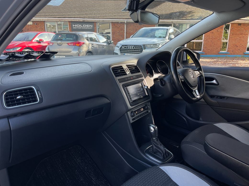 2015 Volkswagen Polo