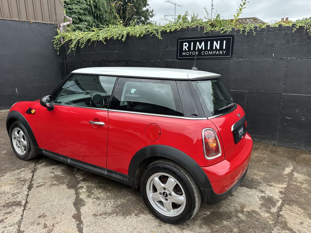 2010 Mini Hatch
