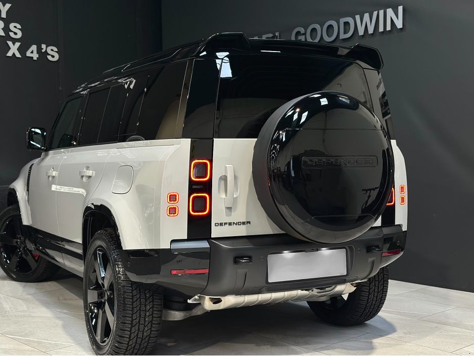 2026 Land Rover Defender