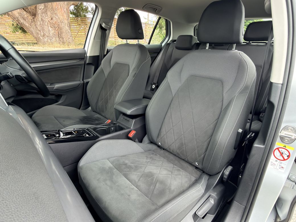 2023 Volkswagen Golf