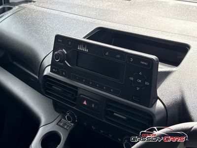 2021 Peugeot Partner