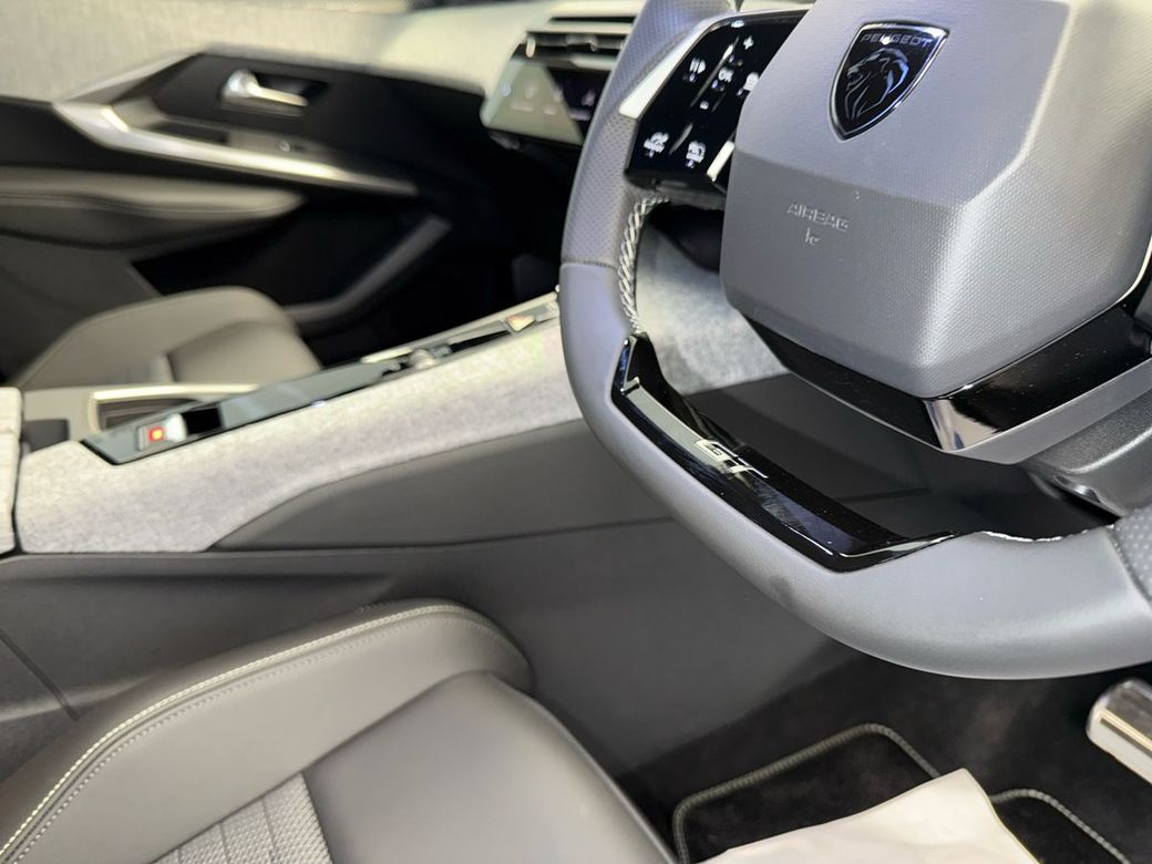 2025 Peugeot 3008