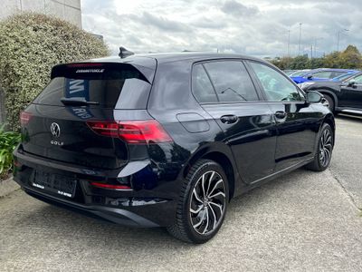 2024 Volkswagen Golf