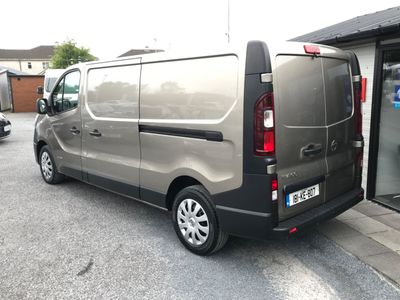 2018 Nissan NV300