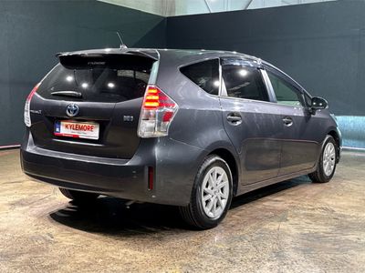 2020 Toyota Prius Alpha