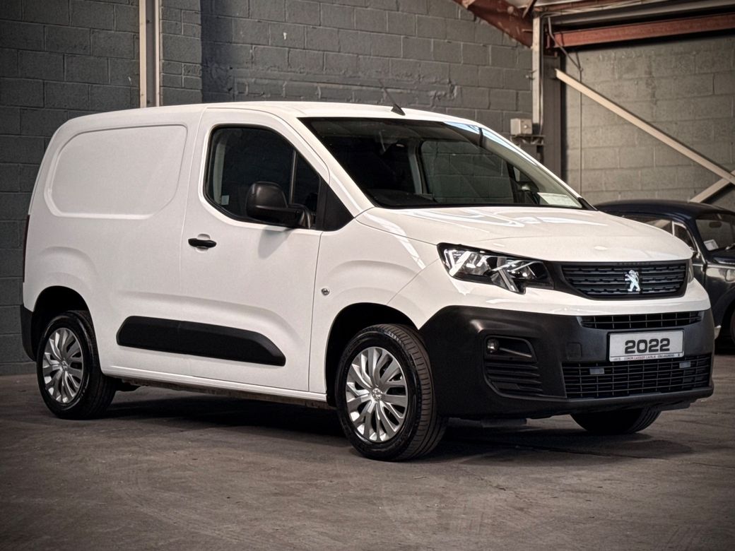 2022 Peugeot Partner