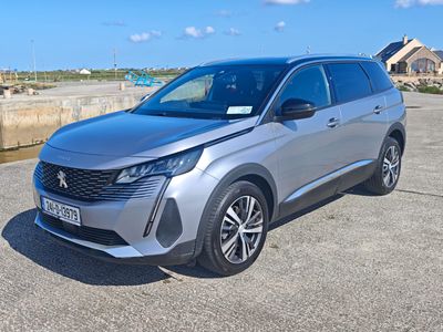 2024 Peugeot 5008