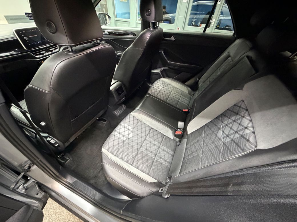 2023 Volkswagen T-Roc