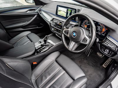 2022 BMW 5 Series