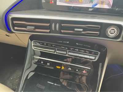 2024 Mercedes-Benz EQC