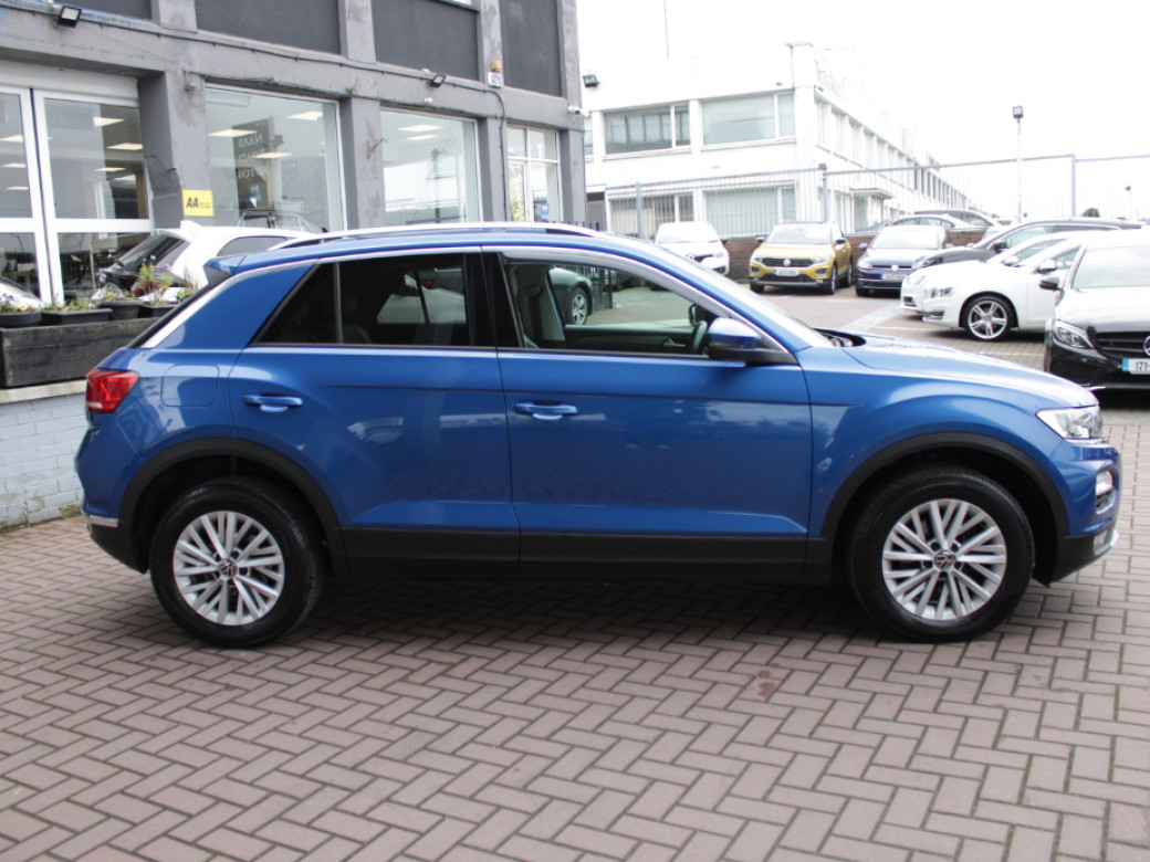 2022 Volkswagen T-Roc