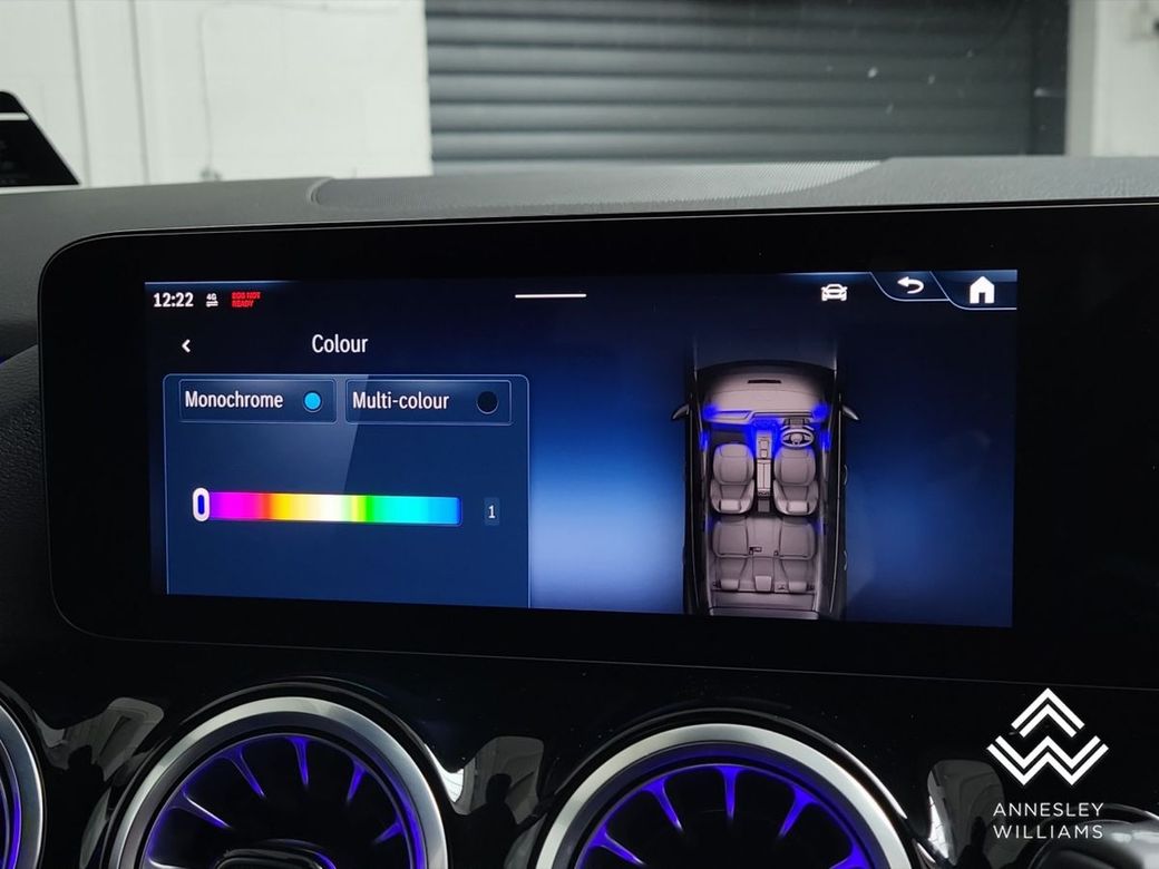 2025 Mercedes-Benz GLA Class