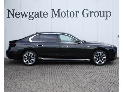 2024 BMW i7