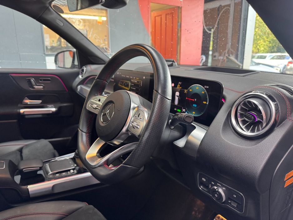 2023 Mercedes-Benz EQB