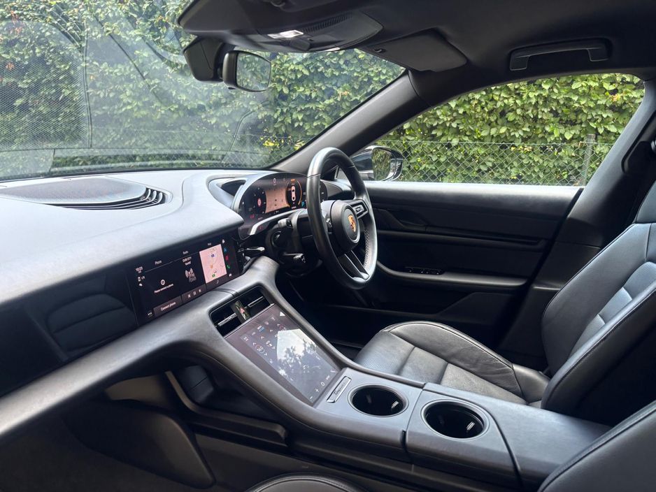 2023 Porsche Taycan