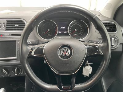2015 Volkswagen Polo