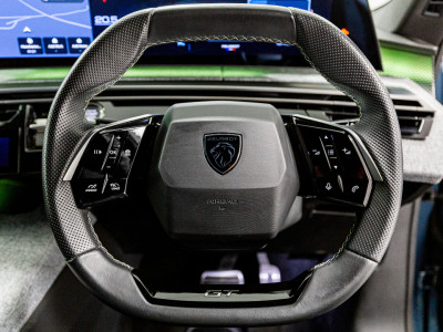 2025 Peugeot 5008