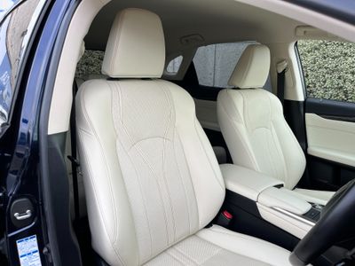 2022 Lexus RX450h