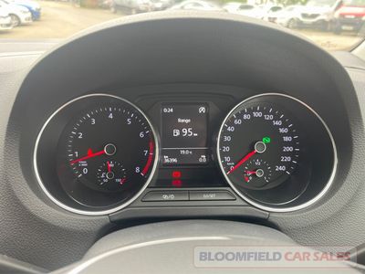 2015 Volkswagen Polo