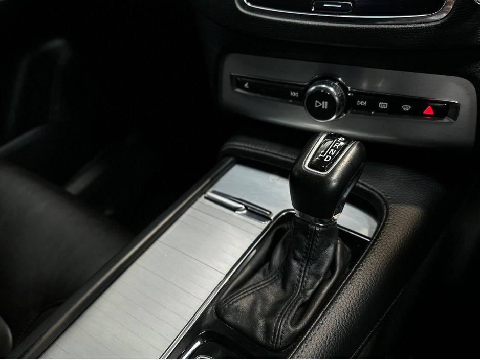 2017 Volvo XC90