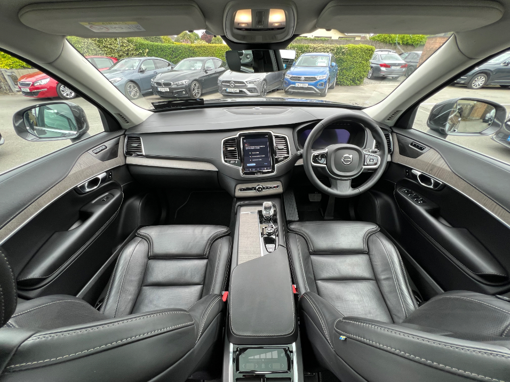 2023 Volvo XC90