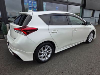 2016 Toyota Auris