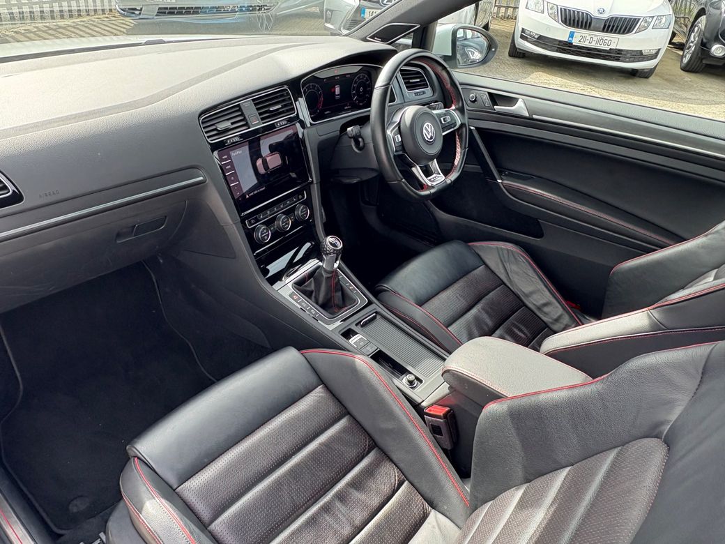 2017 Volkswagen Golf