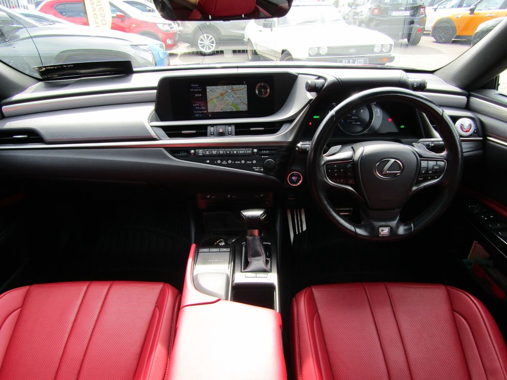 2020 Lexus ES 300h