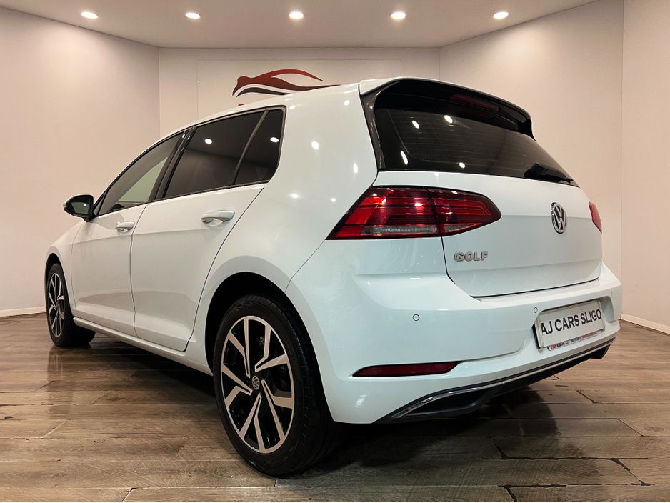 2019 Volkswagen Golf