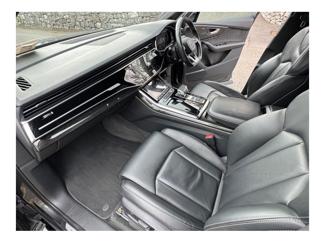 2021 Audi Q7