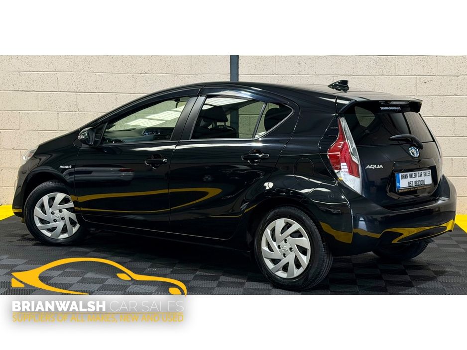 2015 Toyota Aqua