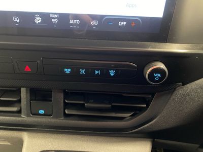 2024 Ford Transit Custom