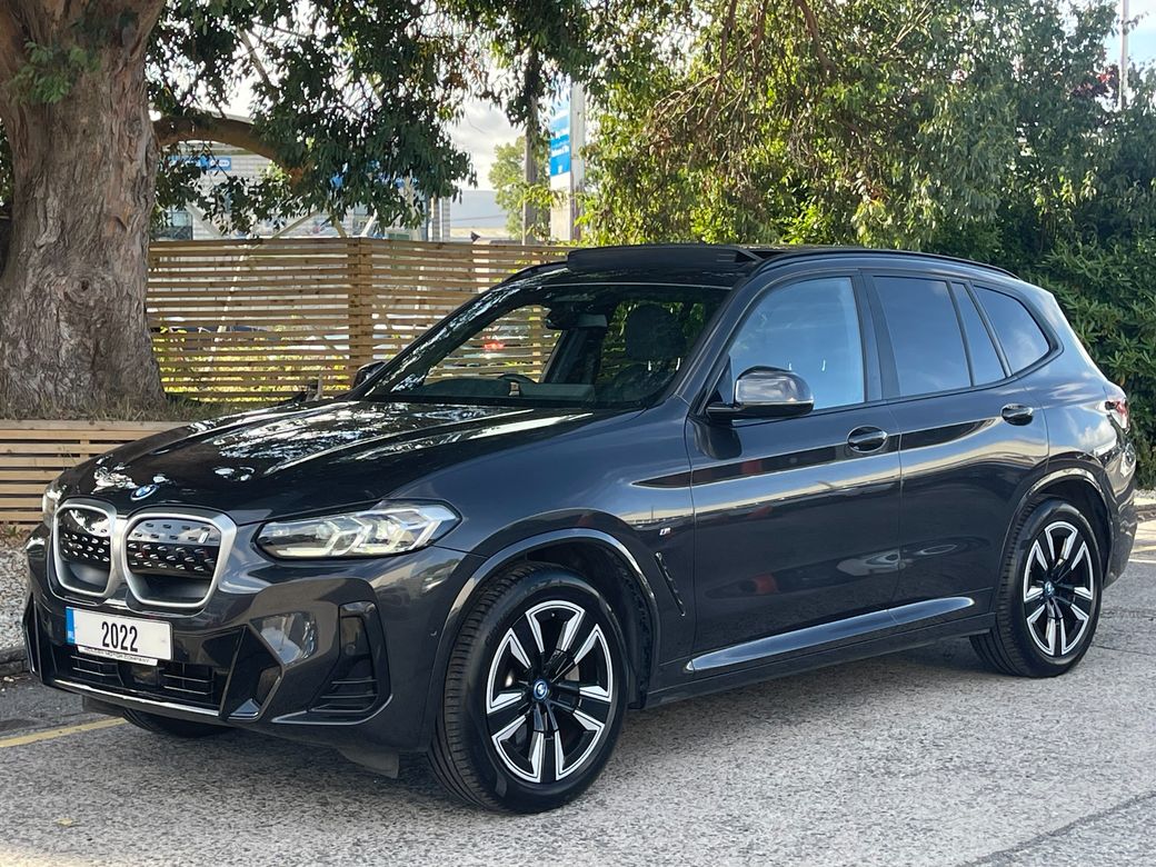 2022 BMW iX3