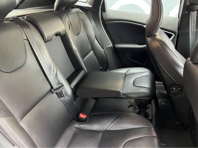 2015 Volvo V40