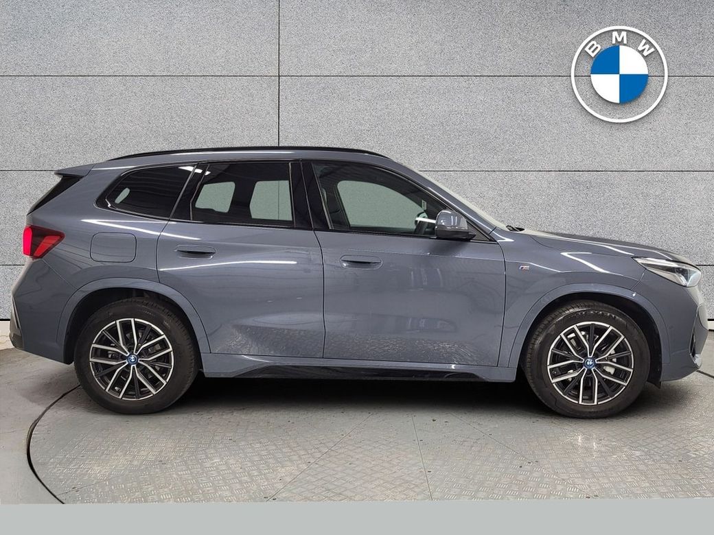 2025 BMW iX1