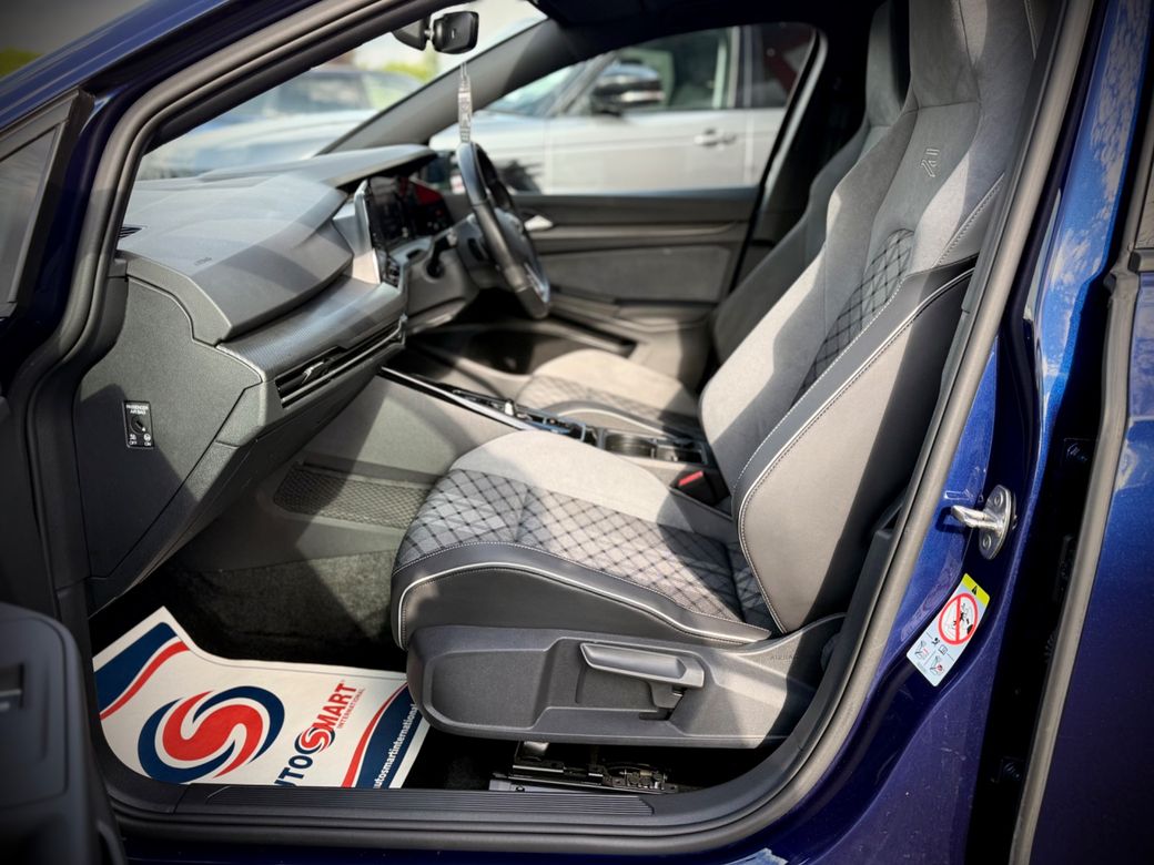 2024 Volkswagen Golf