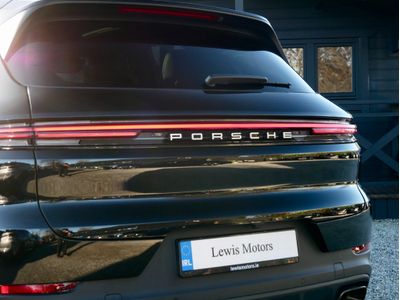 2024 Porsche Cayenne