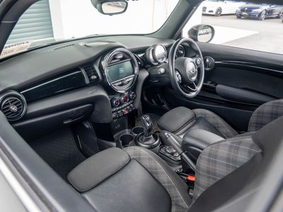 2017 Mini Cooper D